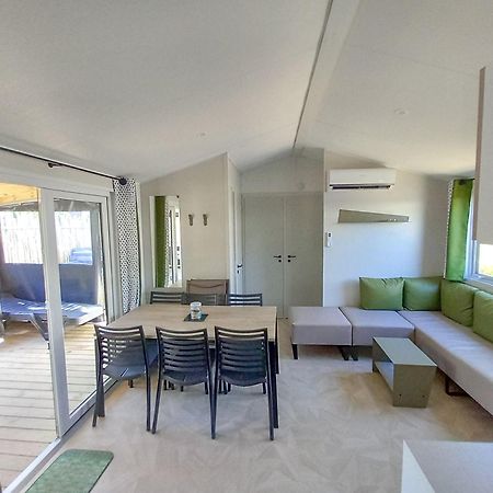 Camping Les Brillas Les Moutiers Экстерьер фото