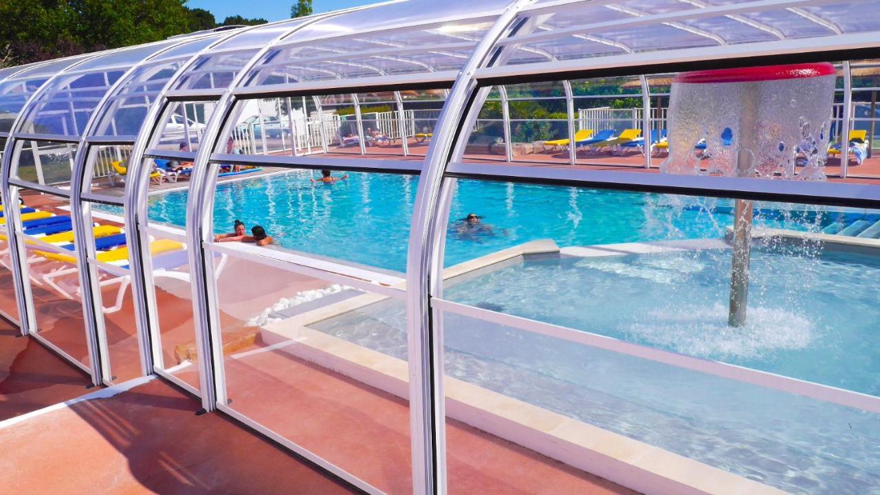 Camping Les Brillas Les Moutiers Экстерьер фото