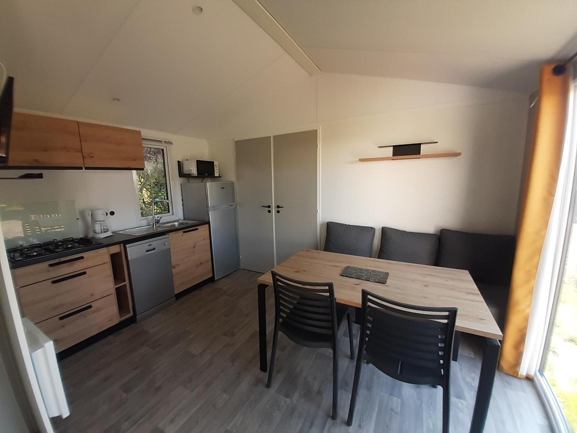 Camping Les Brillas Les Moutiers Экстерьер фото