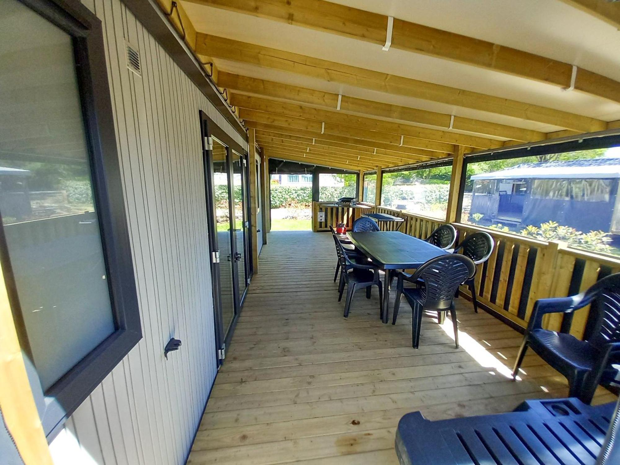 Camping Les Brillas Les Moutiers Экстерьер фото